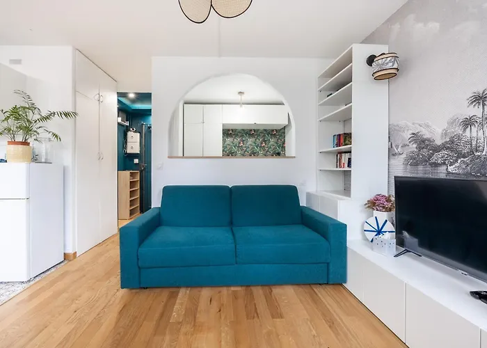 Charming Parisian Away From In The Heart Of Апартаменты *